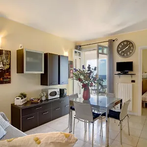 Casa Miradore 600 Mt Dal Mare , Imperia Italien